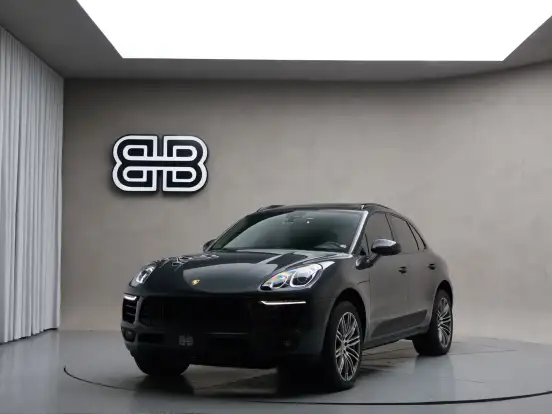 PORSCHE-MACAN-2.0 16V GASOLINA 4P AUTOMÁTICO PORSCHE-MACAN-2017