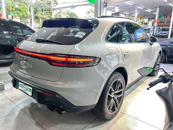 PORSCHE-MACAN-2023
