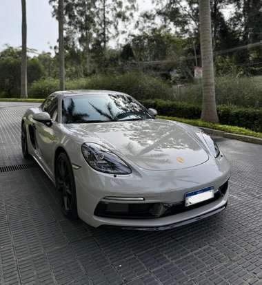 PORSCHE-718-2023