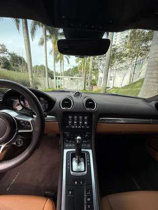 PORSCHE-718-2023