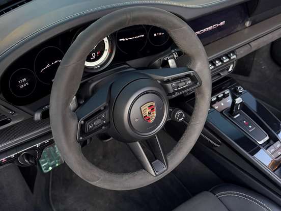PORSCHE-911-3.0 24V H6 GASOLINA CARRERA 4 GTS CABRIOLET PDK PORSCHE-911-2023