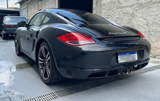 PORSCHE-CAYMAN-2010