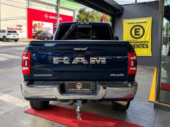RAM-2500-6.7 I6 TURBO DIESEL LARAMIE CD 4X4 AUTOMÁTICO RAM-2500-2021