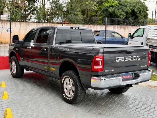 RAM-2500-6.7 I6 TURBO DIESEL LARAMIE CD 4X4 AUTOMÁTICO RAM-2500-2023