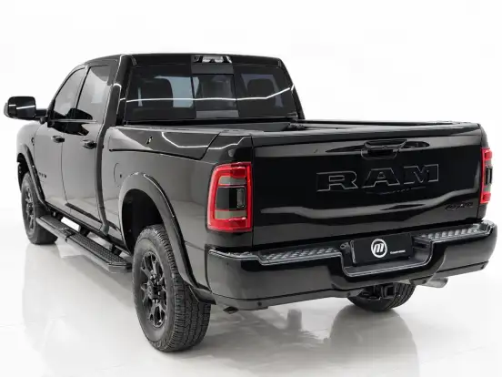 RAM-3500-6.7 I6 TURBO DIESEL LARAMIE CD 4X4 AUTOMÁTICO RAM-3500-2022