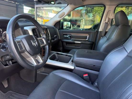 RAM-CLASSIC-5.7 V8 GASOLINA LARAMIE CD 4X4 AUTOMÁTICO RAM-CLASSIC-2022