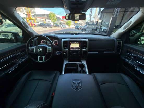 RAM-CLASSIC-5.7 V8 GASOLINA LARAMIE CD 4X4 AUTOMÁTICO RAM-CLASSIC-2022