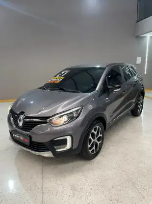 RENAULT-CAPTUR-2021