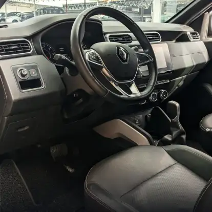 RENAULT-DUSTER-2023