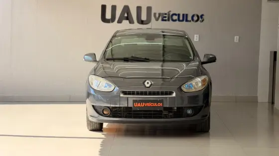RENAULT FLUENCE 2.0 DYNAMIQUE 16V FLEX 4P AUTOMÁTICO
