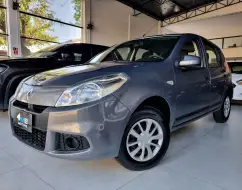 RENAULT SANDERO 1.0 EXPRESSION 16V FLEX 4P MANUAL RENAULT SANDERO 1.0 EXPRESSION 16V FLEX 4P MANUAL