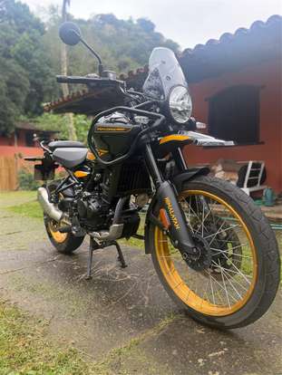 ROYAL ENFIELD-HIMALAYAN 450 HANLE BLACK-2025