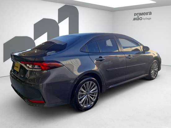 TOYOTA-COROLLA-2025