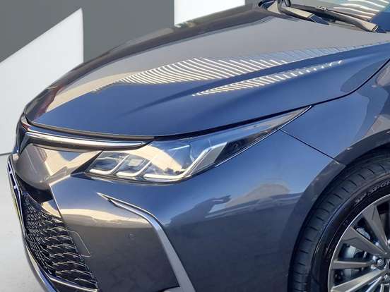 TOYOTA-COROLLA-2025
