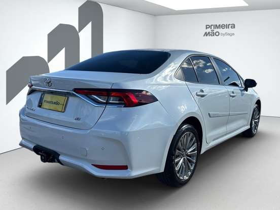 TOYOTA-COROLLA-2025