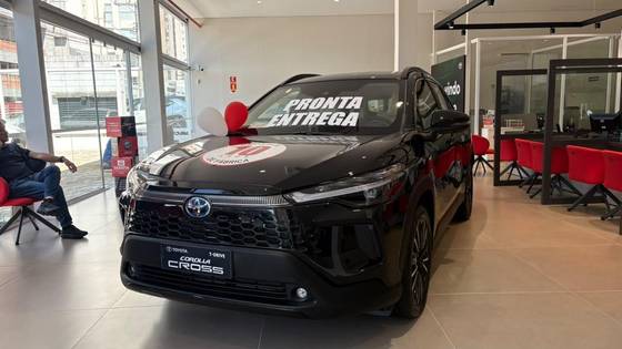 TOYOTA COROLLA CROSS 1.8 VVT-I HYBRID FLEX XRX CVT
