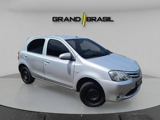 TOYOTA ETIOS 1.3 X 16V FLEX 4P MANUAL