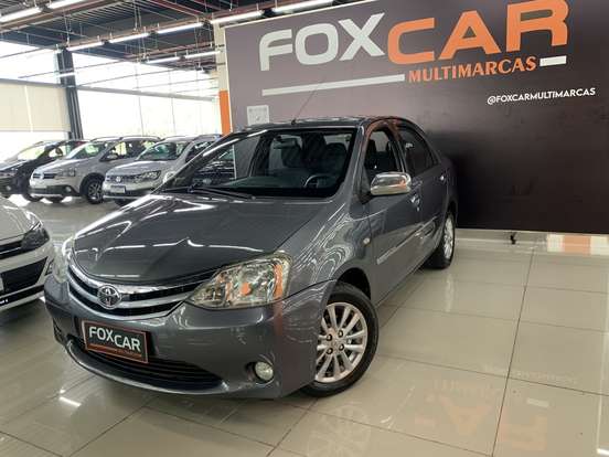 TOYOTA-ETIOS-1.5 XLS SEDAN 16V FLEX 4P MANUAL TOYOTA-ETIOS-2012