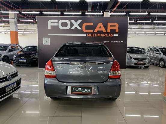TOYOTA-ETIOS-1.5 XLS SEDAN 16V FLEX 4P MANUAL TOYOTA-ETIOS-2012