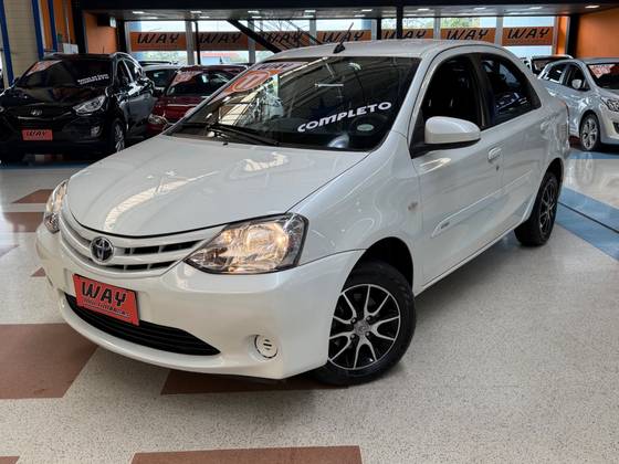 TOYOTA ETIOS 1.5 XS SEDAN 16V FLEX 4P MANUAL