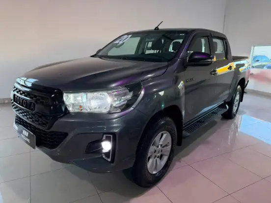 TOYOTA-HILUX-2.8 SR 4X4 CD 16V DIESEL 4P AUTOMÁTICO TOYOTA-HILUX-2019