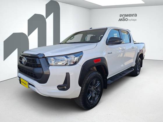 TOYOTA HILUX 2.8 D-4D TURBO DIESEL CD SR 4X4 AUTOMÁTICO