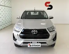 TOYOTA HILUX 2.8 D-4D TURBO DIESEL CD SRV 4X4 AUTOMÁTICO TOYOTA HILUX 2.8 D-4D TURBO DIESEL CD SRV 4X4 AUTOMÁTICO