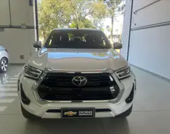 TOYOTA HILUX 2.8 D-4D TURBO DIESEL CD SRX 4X4 AUTOMÁTICO TOYOTA HILUX 2.8 D-4D TURBO DIESEL CD SRX 4X4 AUTOMÁTICO
