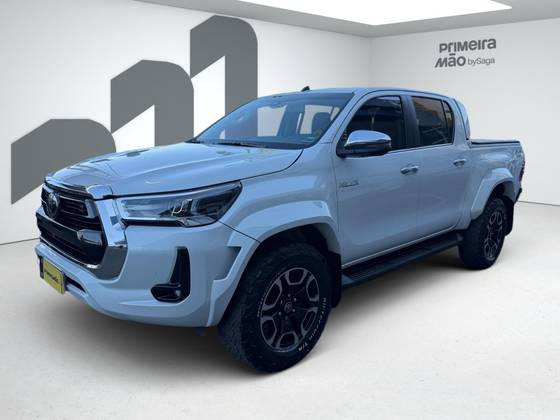 TOYOTA HILUX 2.8 D-4D TURBO DIESEL CD SRX 4X4 AUTOMÁTICO