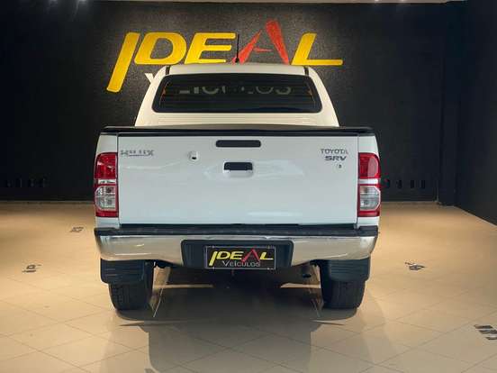 TOYOTA-HILUX-3.0 SRV 4X4 CD 16V TURBO INTERCOOLER DIESEL 4P MANUAL TOYOTA-HILUX-2014