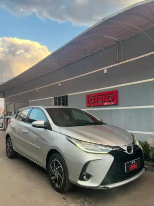 TOYOTA-YARIS-2022