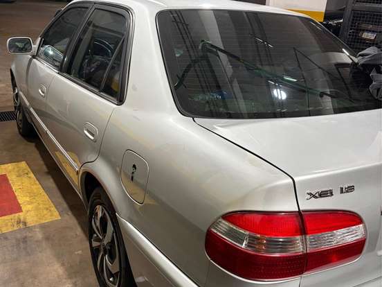 TOYOTA-COROLLA-1.8 XLI 16V GASOLINA 4P AUTOMÁTICO TOYOTA-COROLLA-1999