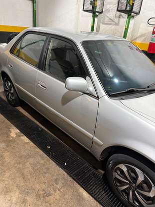 TOYOTA-COROLLA-1999