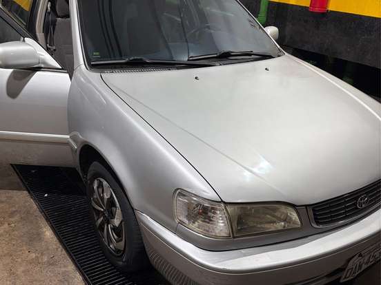 TOYOTA-COROLLA-1.8 XLI 16V GASOLINA 4P AUTOMÁTICO TOYOTA-COROLLA-1999