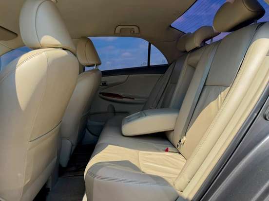 TOYOTA-COROLLA-2.0 ALTIS 16V FLEX 4P AUTOMÁTICO TOYOTA-COROLLA-2010