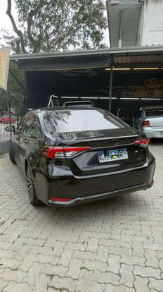 TOYOTA-COROLLA-2025