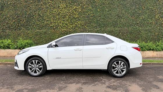 TOYOTA COROLLA 2.0 XEI 16V FLEX 4P AUTOMÁTICO