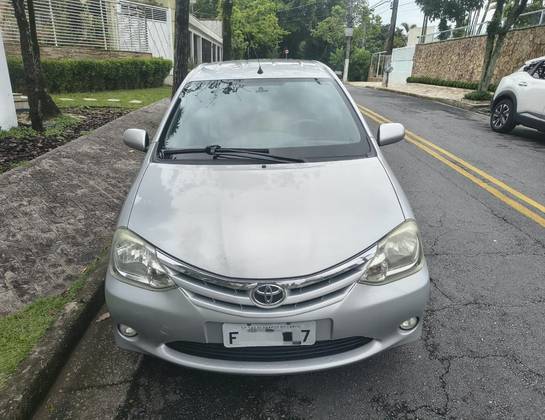 TOYOTA ETIOS 1.5 XLS SEDAN 16V FLEX 4P MANUAL