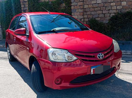 TOYOTA-ETIOS-1.5 XS 16V FLEX 4P MANUAL TOYOTA-ETIOS-2014