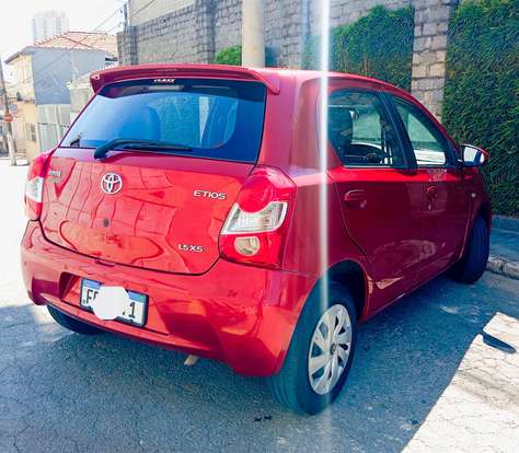 TOYOTA-ETIOS-2014