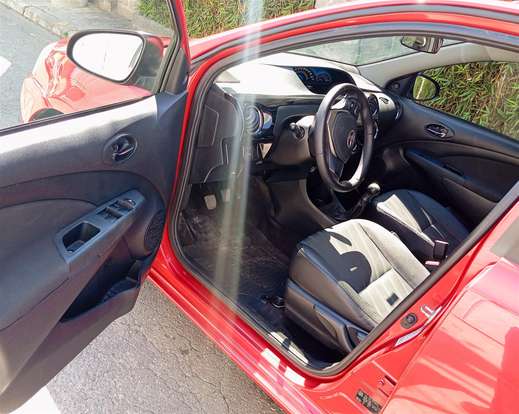 TOYOTA-ETIOS-2014