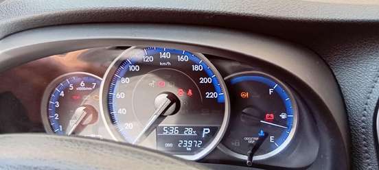 TOYOTA-YARIS-2023