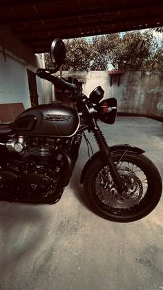 TRIUMPH BONNEVILLE T120 BLACK 1200 
