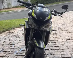 TRIUMPH STREET TRIPLE 765 RS TRIUMPH STREET TRIPLE 765 RS