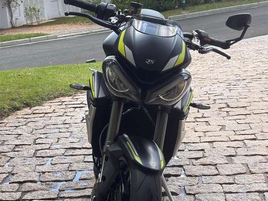 TRIUMPH-STREET TRIPLE 765 RS TRIUMPH-STREET TRIPLE 765 RS-2021