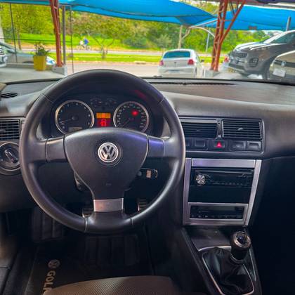 VOLKSWAGEN GOLF 1.6 MI 8V FLEX 4P MANUAL