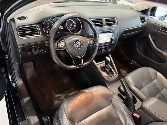 VOLKSWAGEN-JETTA-2.0 COMFORTLINE FLEX 4P TIPTRONIC VOLKSWAGEN-JETTA-2015