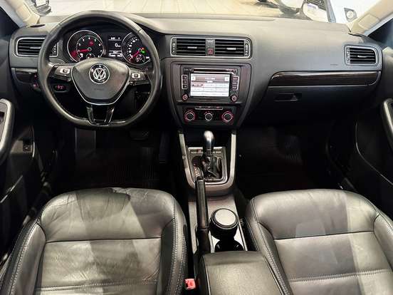 VOLKSWAGEN-JETTA-2.0 COMFORTLINE FLEX 4P TIPTRONIC VOLKSWAGEN-JETTA-2015