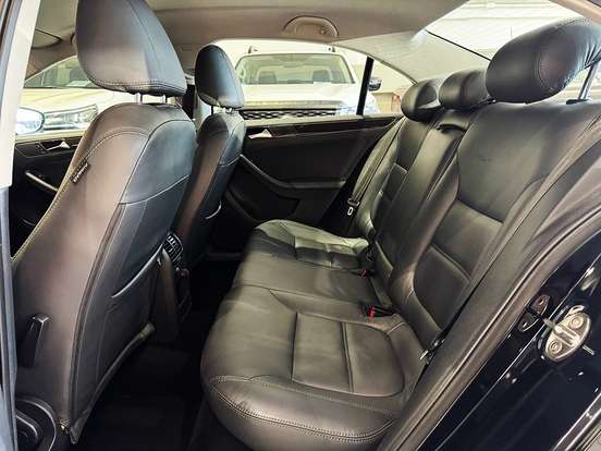 VOLKSWAGEN-JETTA-2.0 COMFORTLINE FLEX 4P TIPTRONIC VOLKSWAGEN-JETTA-2015