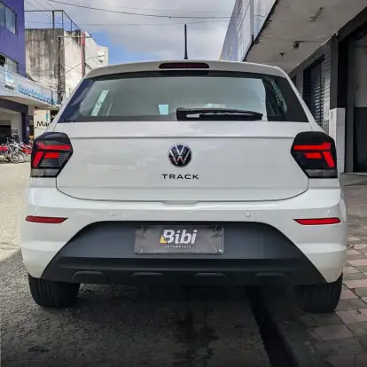 VOLKSWAGEN-POLO-2024
